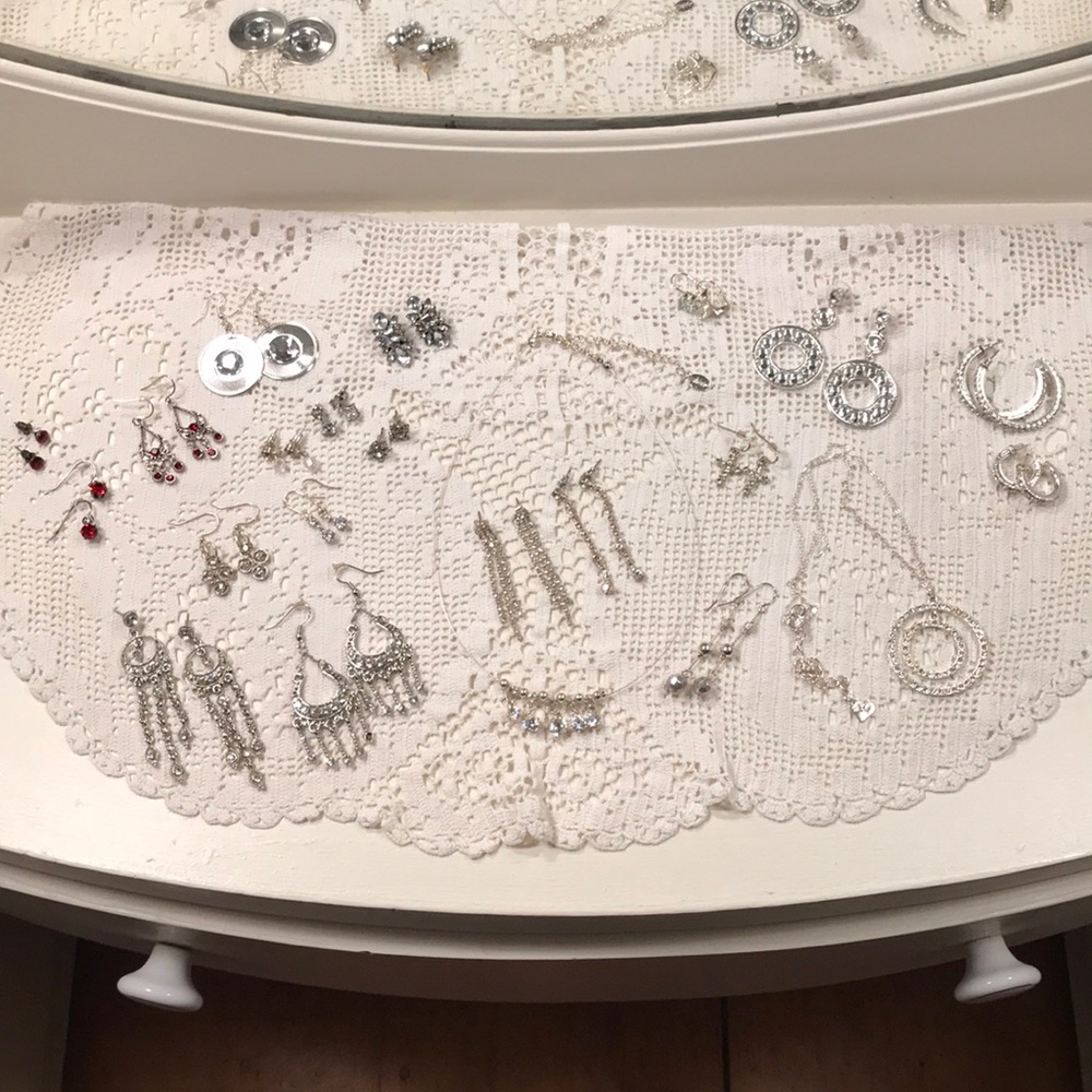 Claire’s jewelry bundle